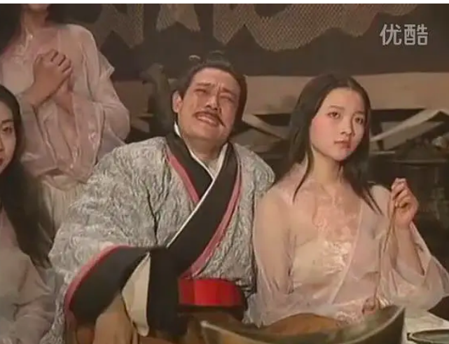 因"尺度大"被禁封的四部剧,两部都超过9分,最长的被封禁32年