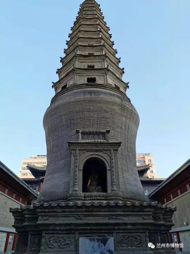 馆长说文物之一白衣寺塔