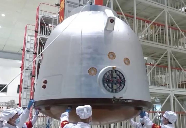 圆满成功神舟十二号飞船返航中国航天再上新高度