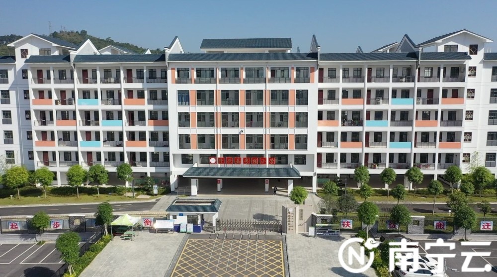 破解"上学难",硬件差等问题 隆安县全力解决群众急难愁盼的"教育事"