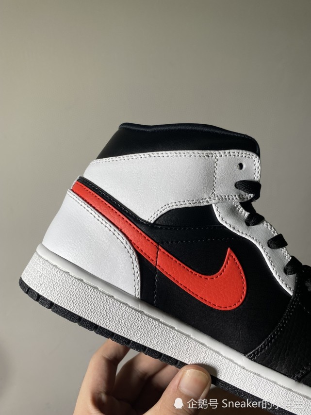 aj1mid红钩 熊猫开箱测评!