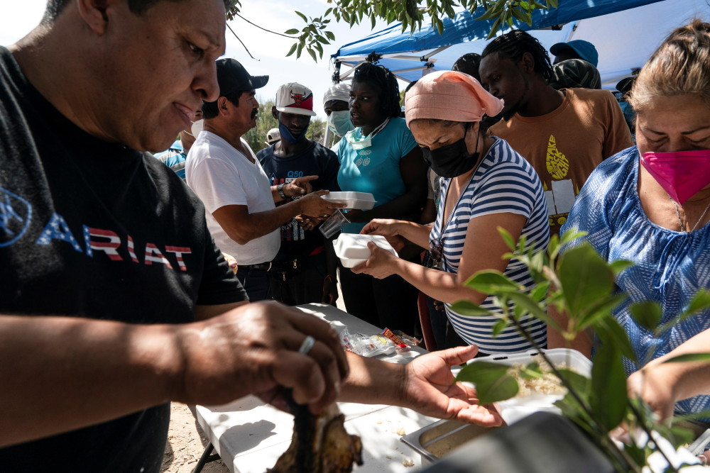 外代一线大量移民滞留墨西哥