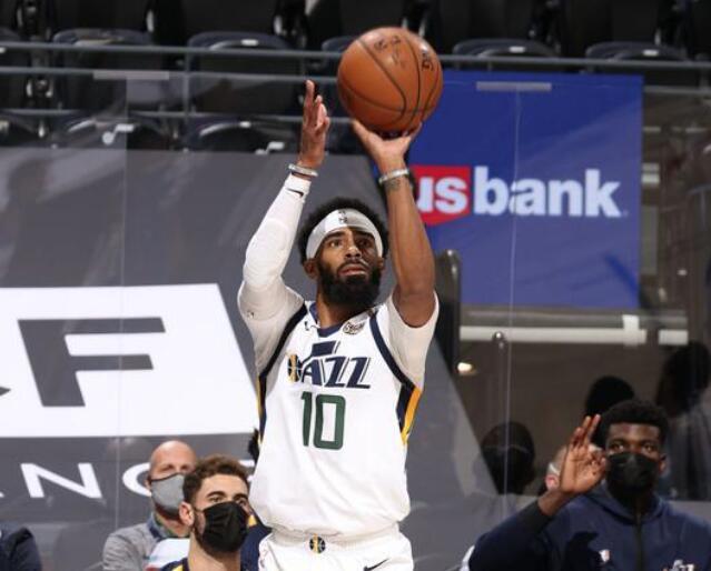 nba 联盟第一！爵士大将干拔三分命中率超库里 3年6800万续约他真是超值