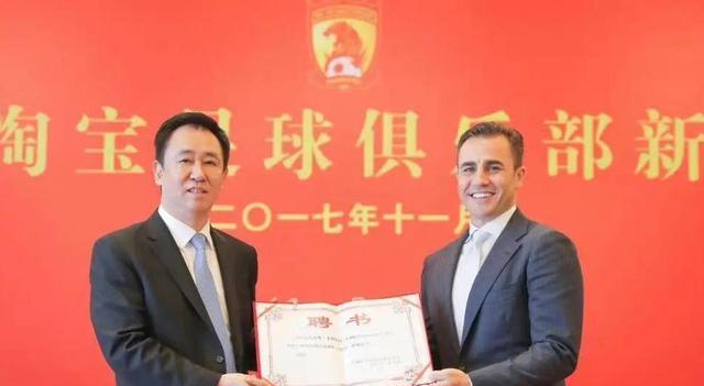中超 中超联赛一地鸡毛，两支球队成香饽饽，多家球队面临解散！