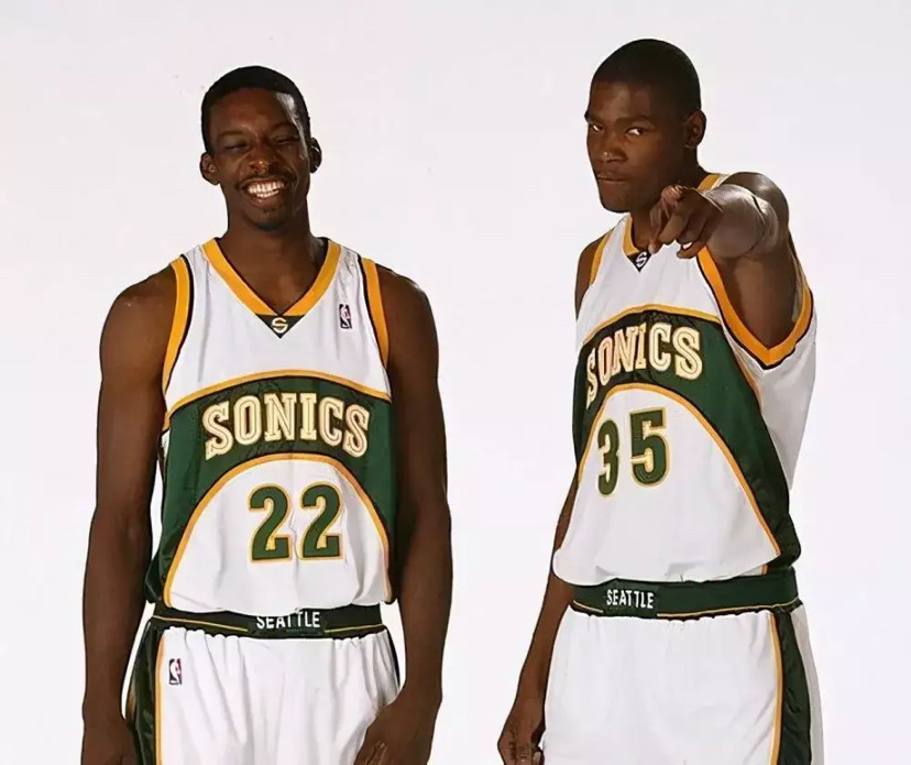 乐透秀 NBA：现役2006届选秀球员一览，五位都是乐透秀