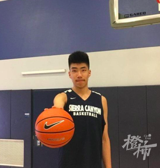 身高2米23他会是姚明接班人吗全运会男子篮球u19决赛杭州小巨人余嘉豪