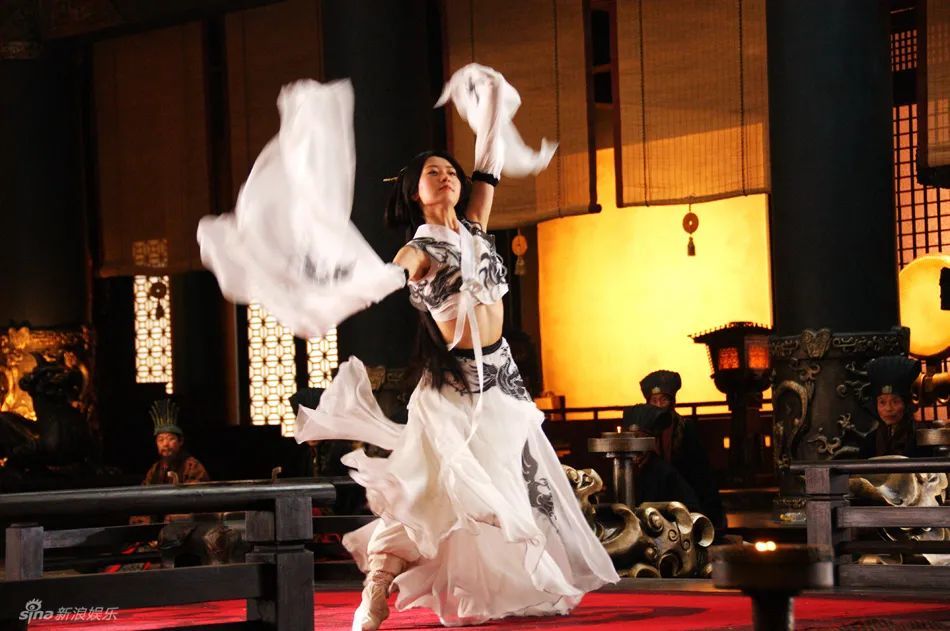 为什么这届女明星跳不出古装剧绝世之舞了