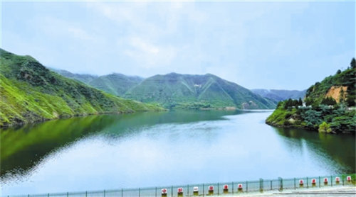 窄口水库美如画
