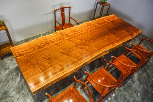 红影木大板实木纹理茶桌鉴赏图