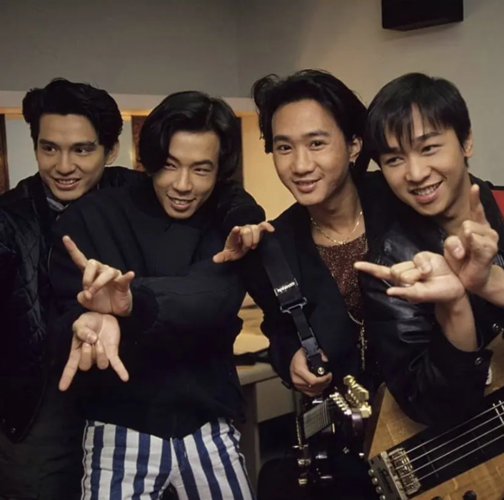 黄家驹去世28年后,黄贯中在57岁高龄翻红,00后考古爱上beyond_腾讯