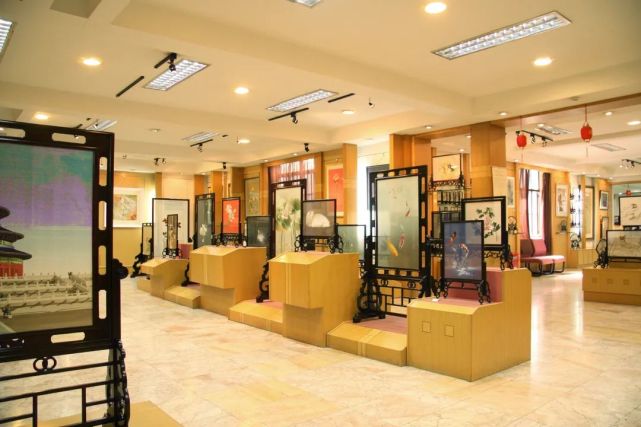 本次苏式生活体验店活动苏州刺绣研究所给大家带来了"诗意江南生活"