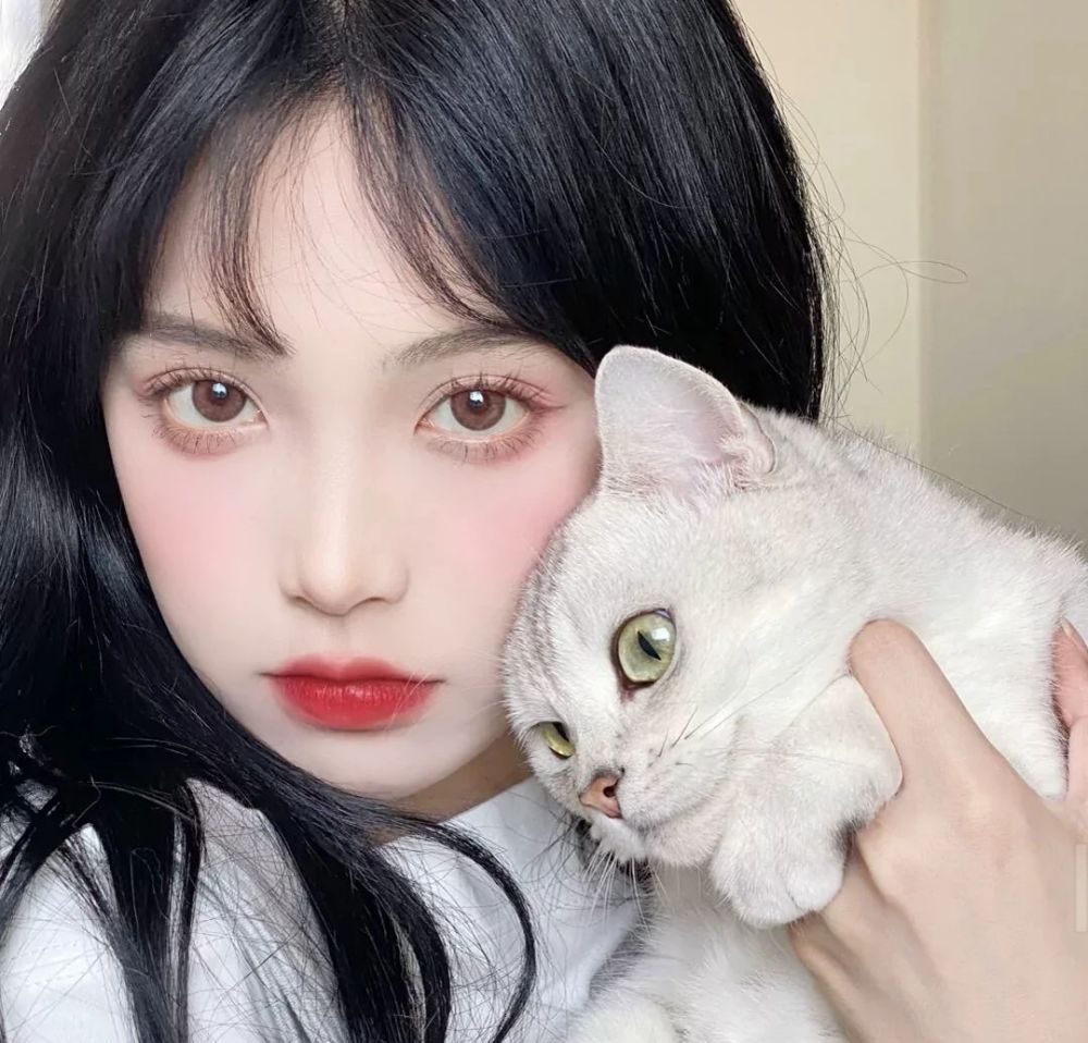 精选优质温柔小众好看的女生头像46