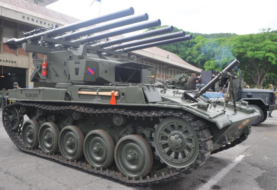 amx-13轻型坦克