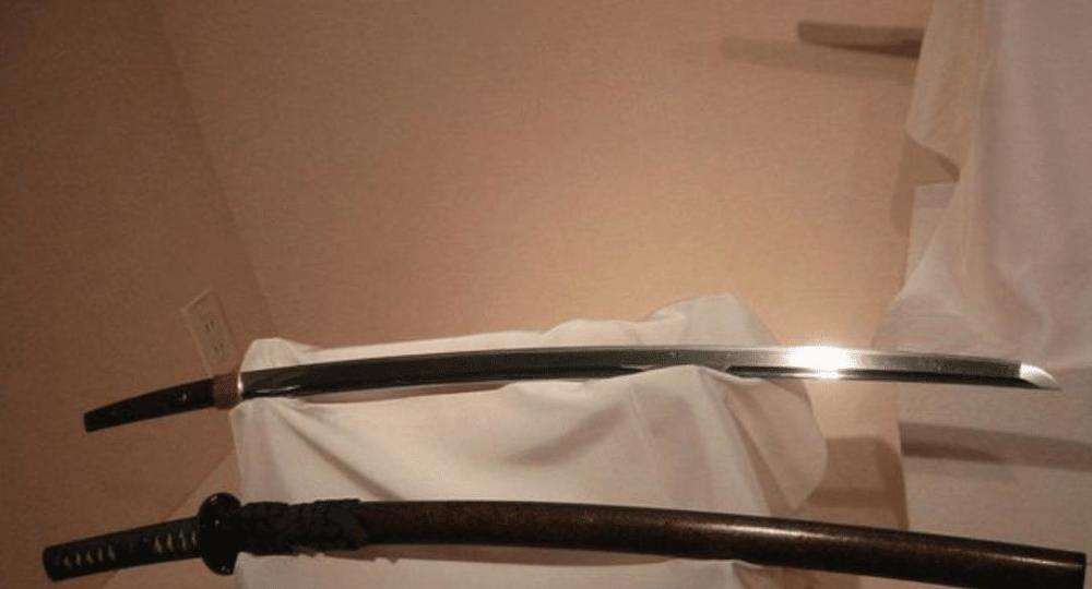 日本最痛的自杀方式 至今仅一人做到 他因此被崇拜了数百年 腾讯新闻