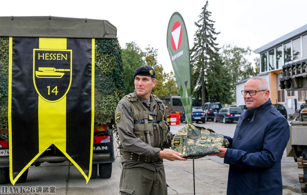 奥地利第4装甲掷弹兵旅举行换装仪式 接收迷彩服 告别单色作训服_腾讯