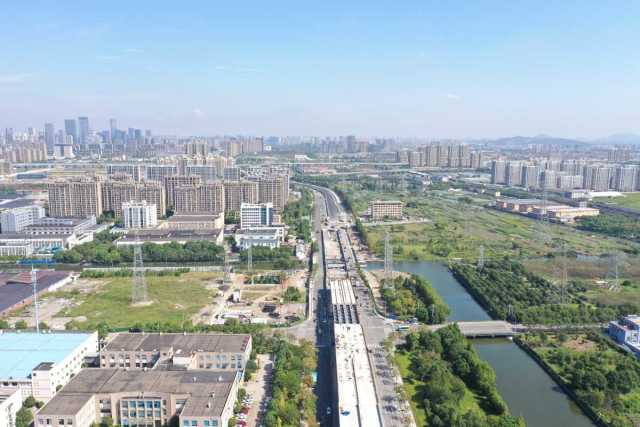 俯瞰东钱湖快速路年底主线高架全线贯通