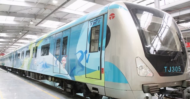 人流量很多,在滨海西站还能换乘b3线和b1线