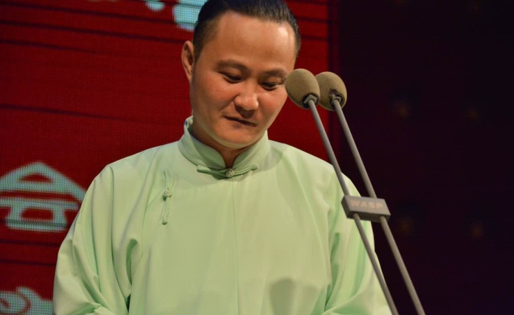 继曹云金后,郭德纲又一位出走徒弟创立相声会馆,就在德云社附近