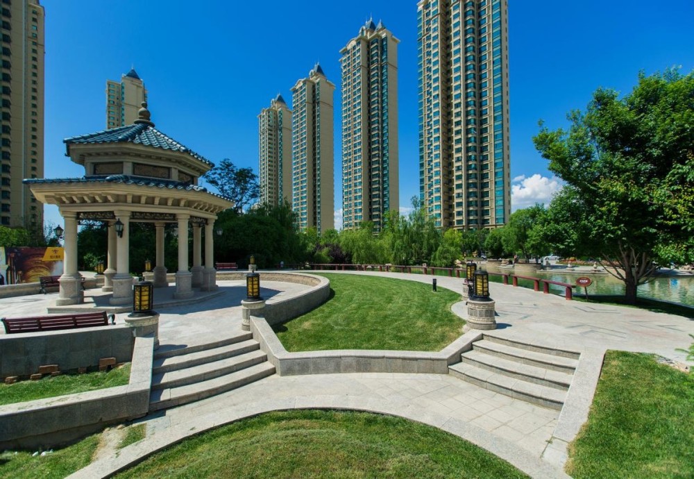 伊宁恒大雅苑小区实景乌鲁木齐恒大都市果岭小区实景匠心坚守,只为
