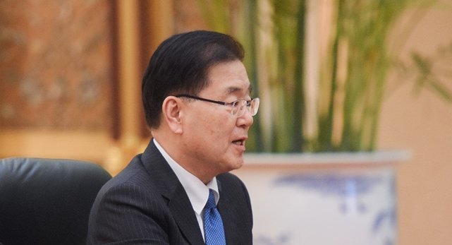 定性为"反中国"国家集团时,郑义溶认为这是冷战时期的思维方式,他不