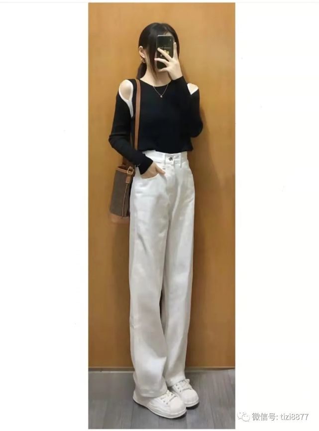 白裤子搭配什么颜色上衣比较好看