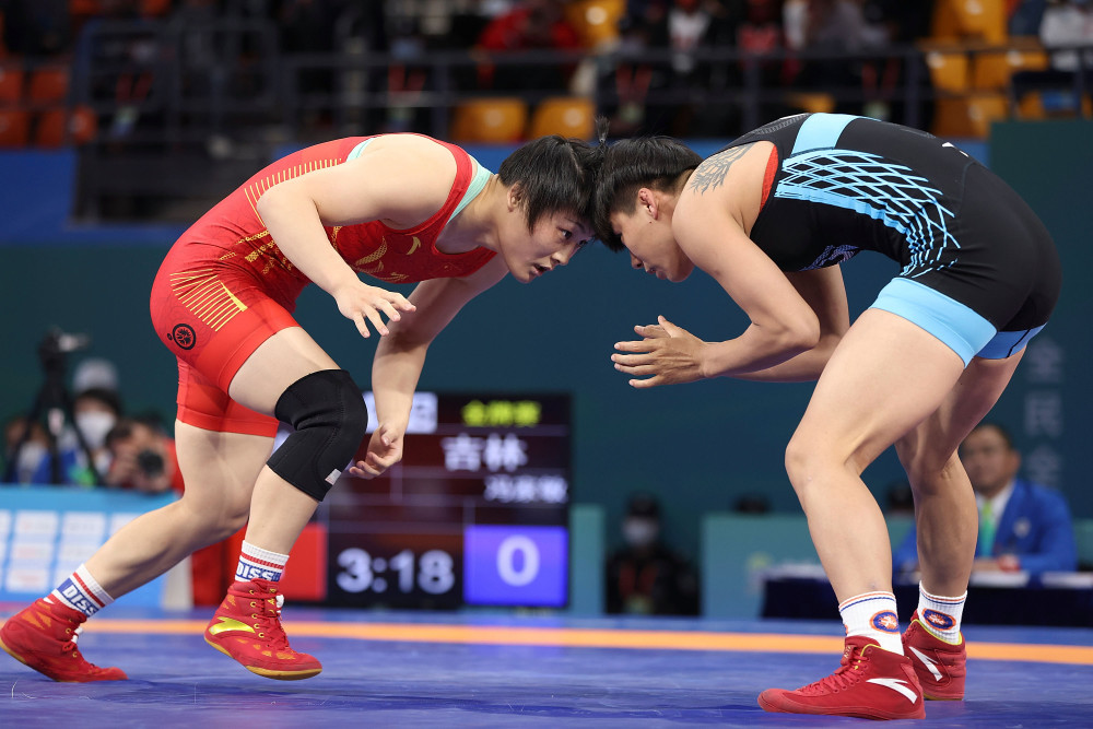 全运会摔跤女子自由式57公斤级荣宁宁夺冠