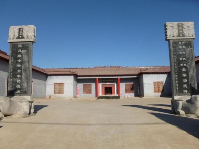 城北三十里,有太公泉(今卫辉市太公镇),泉上又有太公庙.