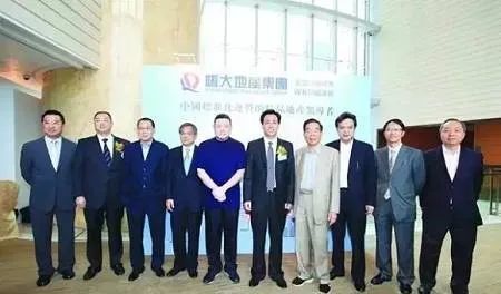 《彩票人工计划- 许家印背后的超级大佬！》