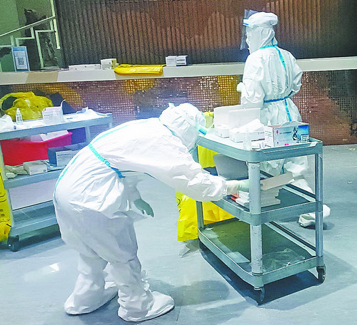 用脚步丈量土地 用汗水守护家园!厦门同安乡村医生支援核酸采样一线