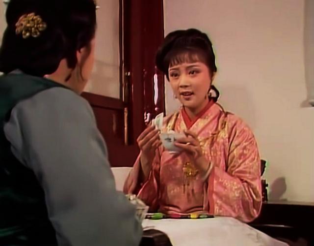 薛宝钗吃的冷香丸是假的!答案藏在药方里,林黛玉一句话点破谎言
