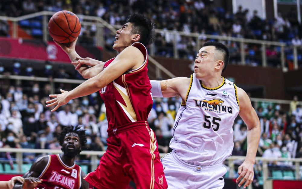 辽宁vs浙江阵容出炉杨鸣变阵迎接大考刘维伟召回神塔对抗周琦