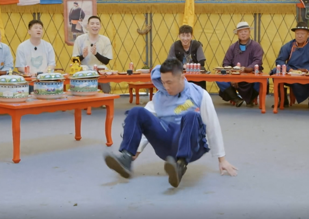 德云社团综第六期张九南被孟鹤堂架秧子摔得隔着屏幕都觉得疼