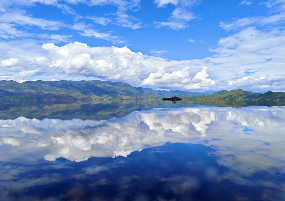 美丽中国醉美泸沽湖