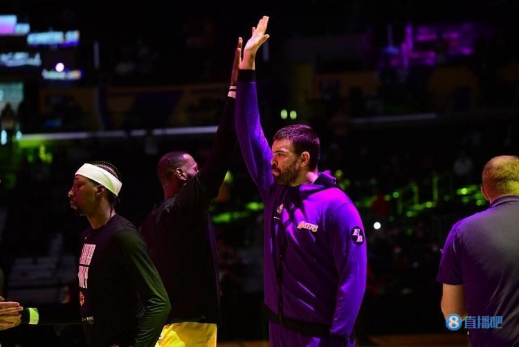 加索尔 湖记：小加最早在上赛季结束后就表达过不确定是否再打一年NBA
