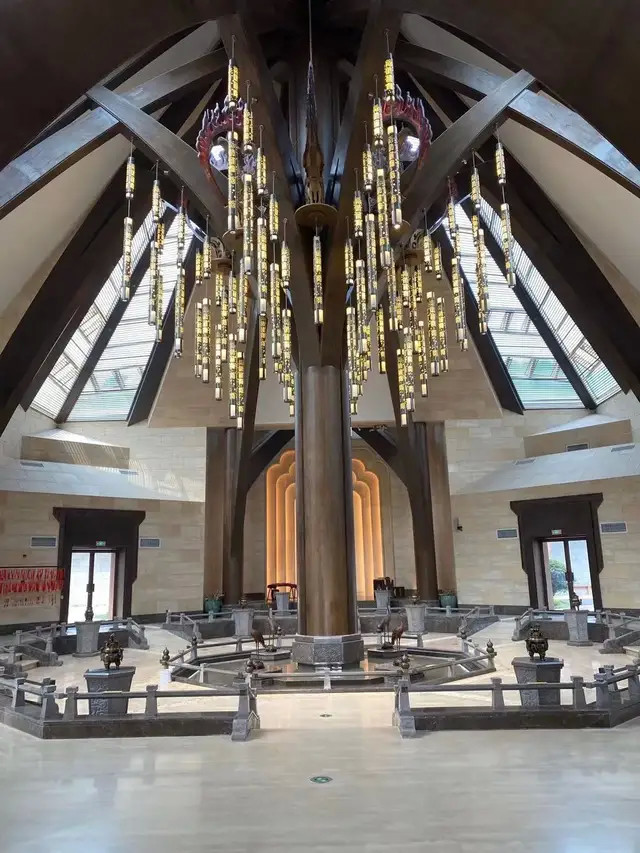 天台书院是传说中太阳神读书,修行的地方.