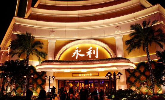 如今的澳门博彩市场被六家博彩公司瓜分,而这其中只有银河娱乐,永利