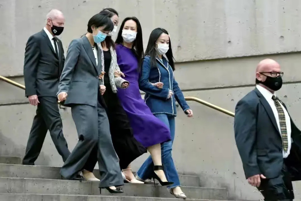 时隔1000多天孟晚舟被释放回国了