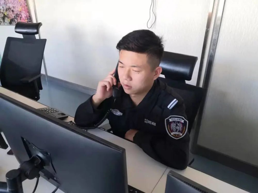 一线风采代一民一名眼功了得的视侦辅警