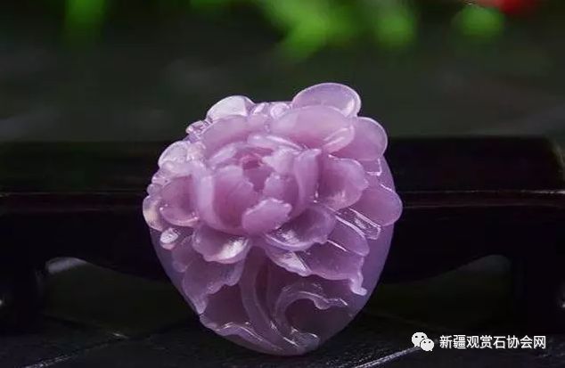 丁香紫玉来自新疆的奇石大自然的馈赠真美