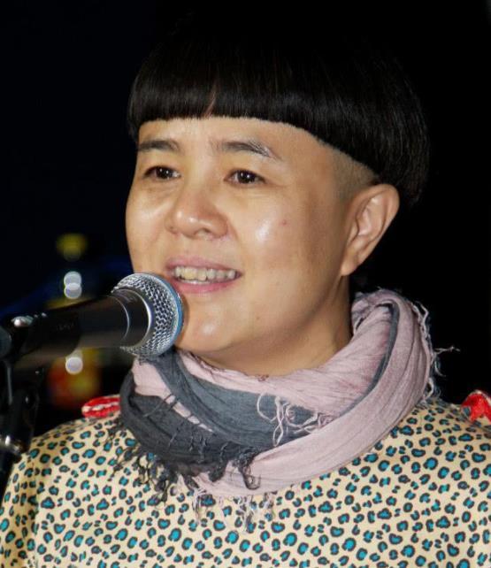 央视反差最大的夫妻:最严肃国脸娶金龟子恩爱33年
