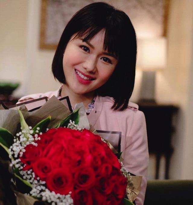 tvb"御用丑女"刘思希,新剧表现亮眼,戏内戏外都是富家女