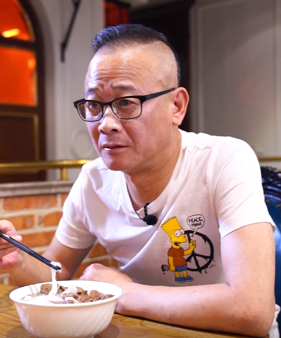 爱笑的罐头之老婆,我腿麻