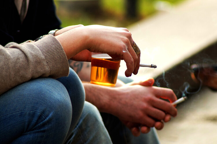 调查超千万人发现:常喝小酒或更易患癌,酒精依赖症,癫痫,喝酒,酒精