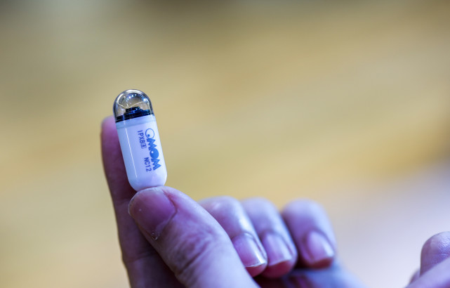 科技新型全自动导航胶囊机器人在渝发布上市
