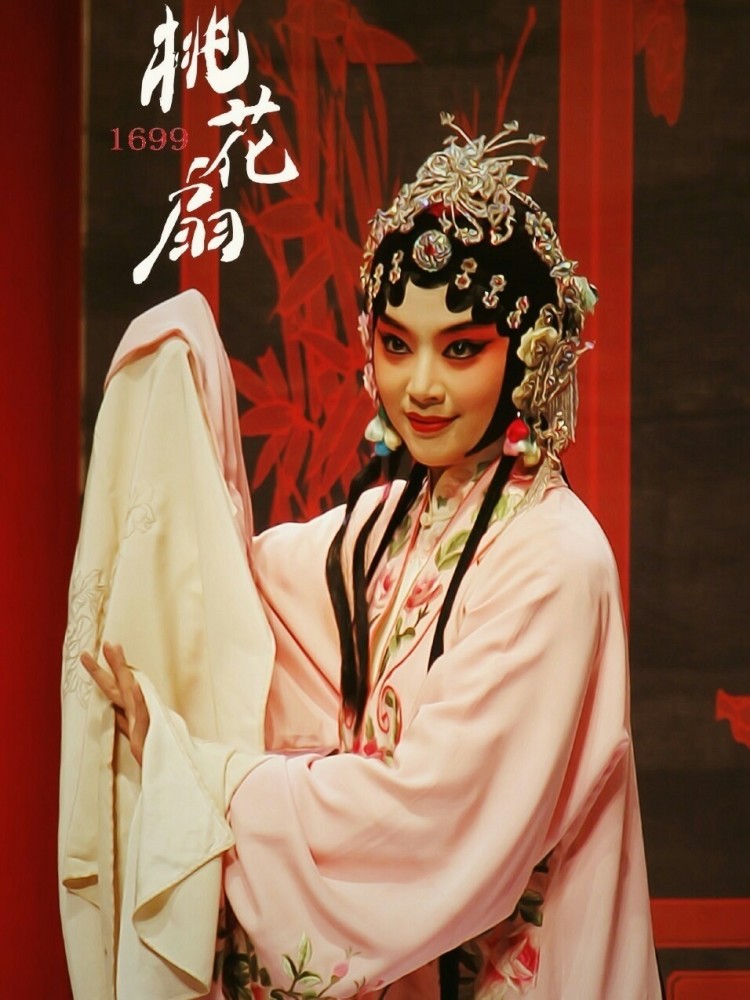 民国名伶裴晏之,千金难求一台戏,日寇来求葬火海,成名作成绝唱