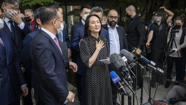 孟晚舟回国，与华为1028天的波折_腾讯新闻