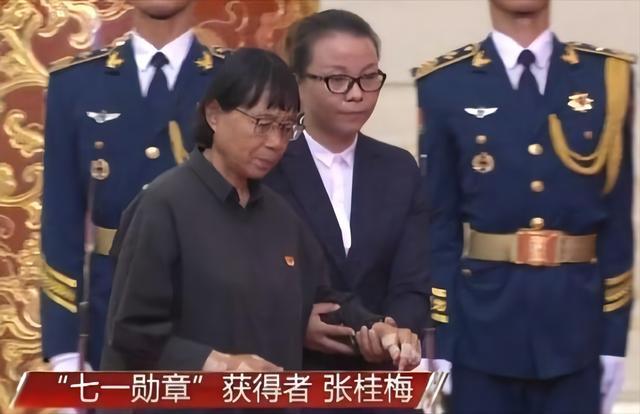 拼命三娘张桂梅校长感动身边人领导我们决不能捧着骨灰宣传您