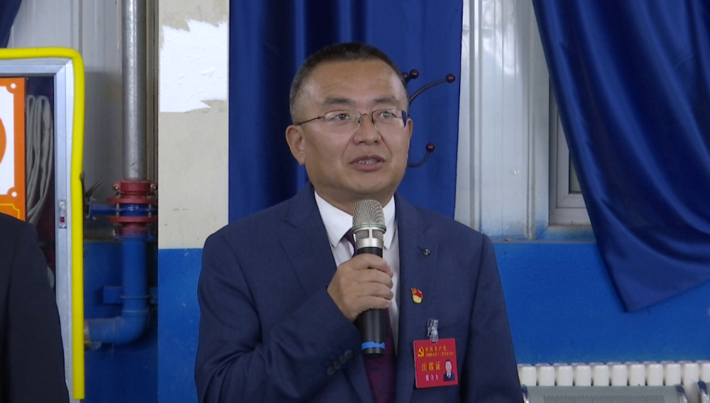 聚焦党代会张自力文学智等看望青铜峡市第十三次党代会代表