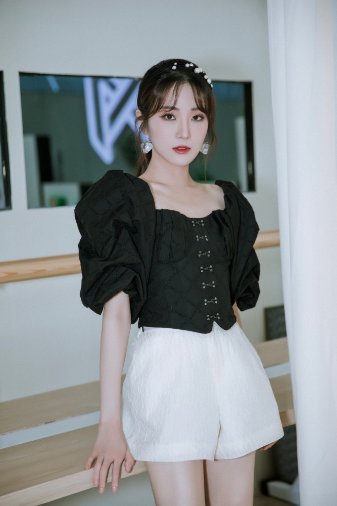 风格再突破可可张可盈用音乐霸屏热血深情唱出家国情怀