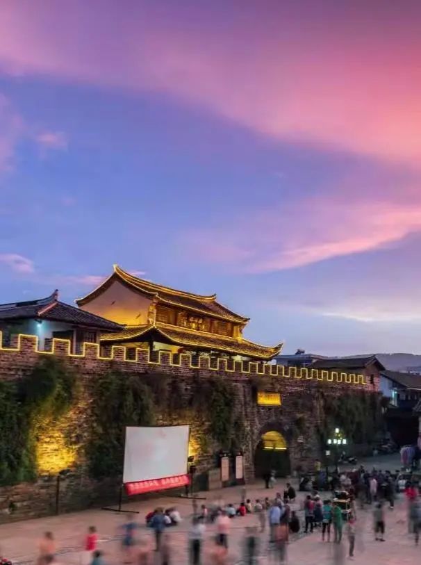 会理被国务院列为全国第118个,2011年,古城文化1国务院批准撤销会理县